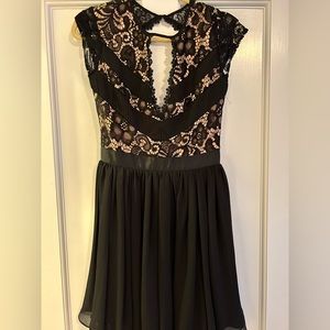 Fame and Partners Mini Dress Size 6 Black Lace Lined Open Back Full Skirt